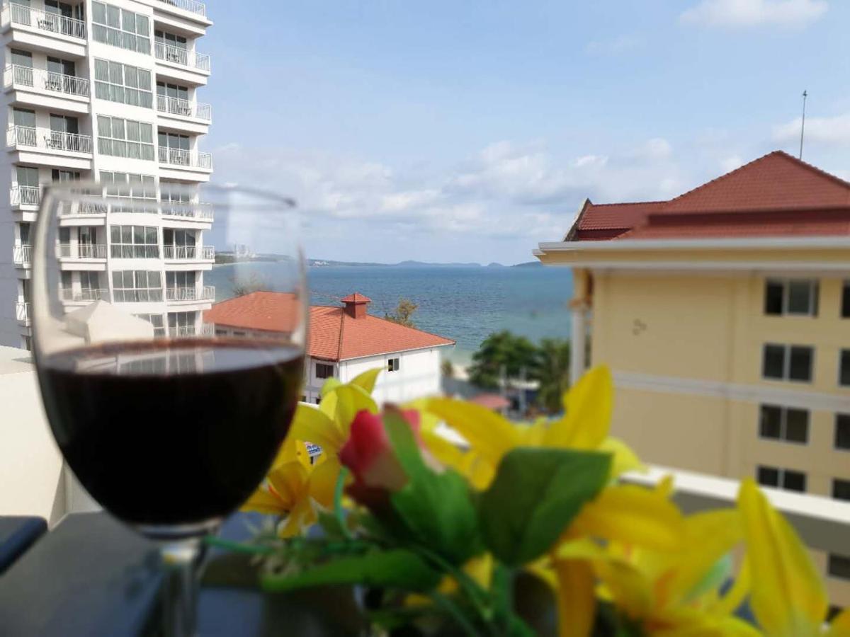 贵族酒店 西哈努克 外观 照片